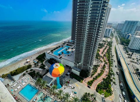 Beach, City view, Sea view, sunbed