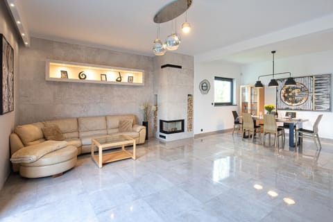 Property building, Communal lounge/ TV room