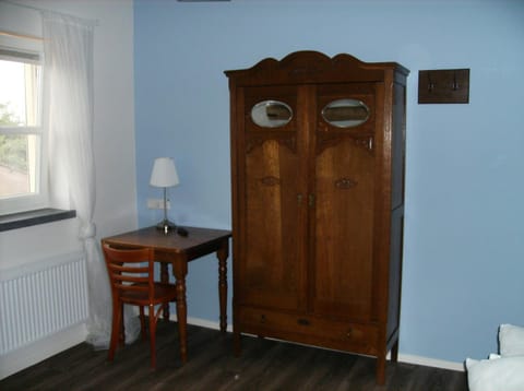 Bed op de Reth Bed and Breakfast in North Brabant (province)