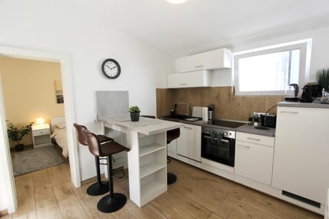 Coffee/tea facilities, Kitchen or kitchenette, Dining area, dishwasher, pet friendly, toaster