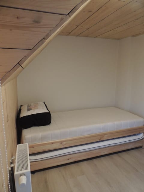 Holiday Home "DEN HUILAERT" Kortemark West Vlaanderen House in Flanders