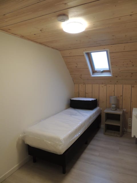 Holiday Home "DEN HUILAERT" Kortemark West Vlaanderen House in Flanders