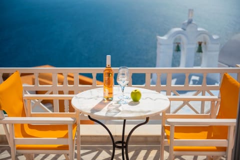 Balcony/Terrace, Sea view, Drinks, Alcoholic drinks