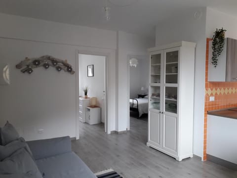 "Cà di Ellen" Appartamento con deposito bici privato Apartment in Finale Ligure