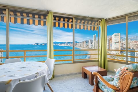 Natural landscape, View (from property/room), Balcony/Terrace, Living room, Dining area, City view, Sea view