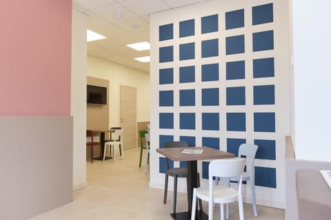 Communal lounge/ TV room, TV and multimedia, Dining area, Breakfast, Internal: Not applicable to any particular room