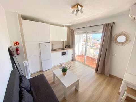 Living room, Lounge or bar, kitchen