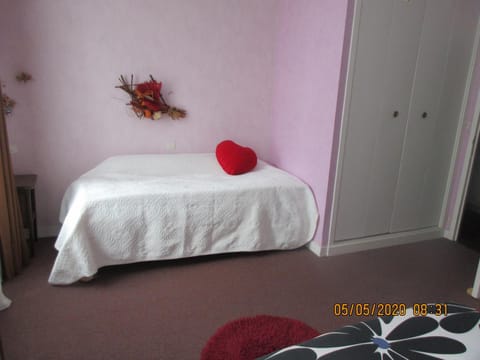 chambre chez l'habitant Vacation rental in Auvergne-Rhône-Alpes