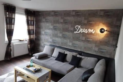 Moderne 3 Zimmer Wohnung - Zentral gelegen Apartment in Wilhelmshaven