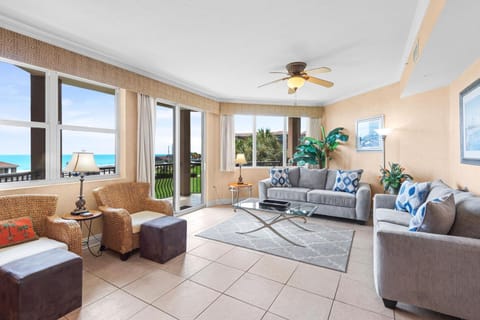 Day, View (from property/room), Living room, Seating area, Sea view, furniture
