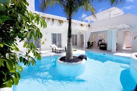 Pool view, Swimming pool, Swimming pool