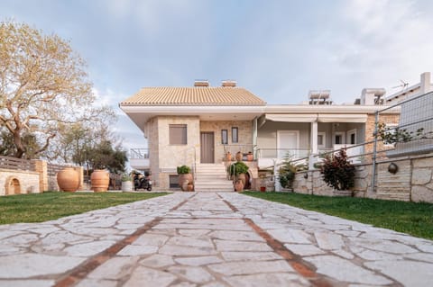 Property building, Day, Garden, Garden view