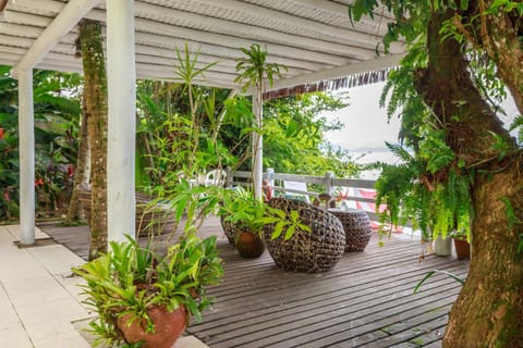 Pousada Cruzoé Inn in State of Rio de Janeiro