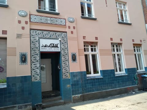 Property building, Facade/entrance, Property logo or sign