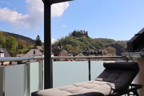 Natural landscape, View (from property/room), Balcony/Terrace, Landmark view