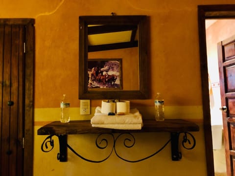 Toilet, Area and facilities