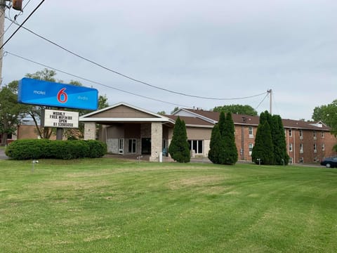 Property building, On site