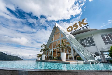 Property building, Swimming pool