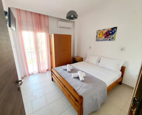 De lux N1 30m from sea Apartment in Halkidiki