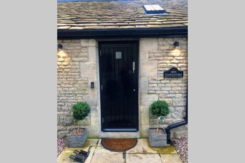 New Loos Cottage, Old School Court House in Stow-on-the-Wold