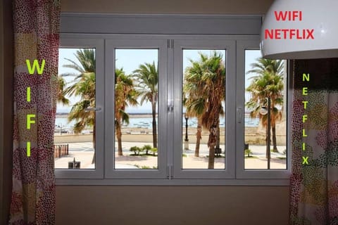 Living room, Landmark view, Sea view