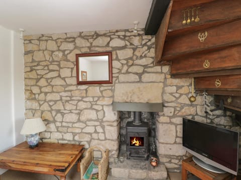 Athelstan Cottage House in Stroud District