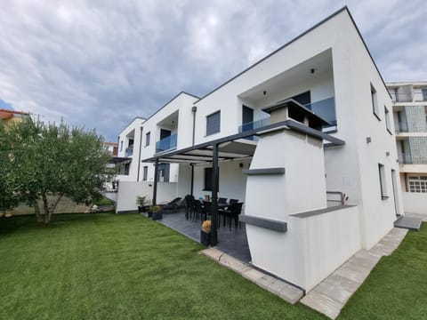 Holiday House Gavran House in Šibenik-Knin County, Croatia