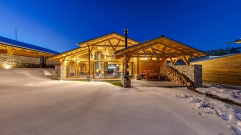 Mountain Hawk Park Villa in Blagoevgrad Province