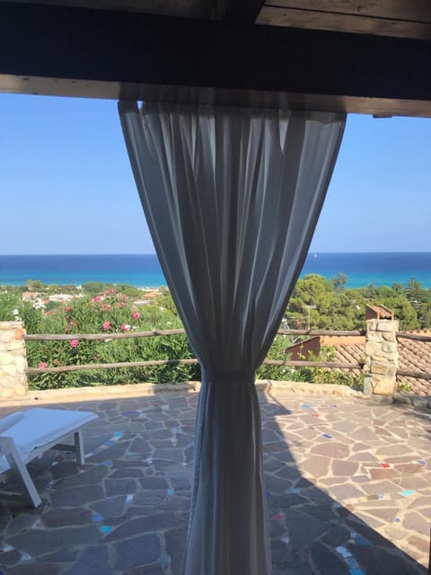 Patio, Day, Natural landscape, View (from property/room), Balcony/Terrace, Sea view