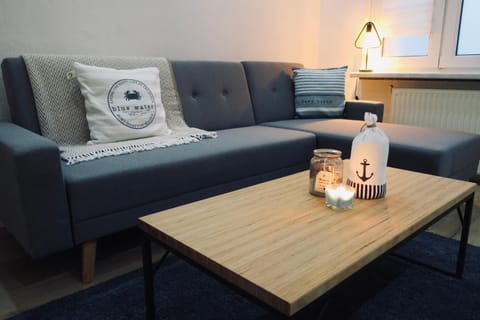 Living room, Photo of the whole room