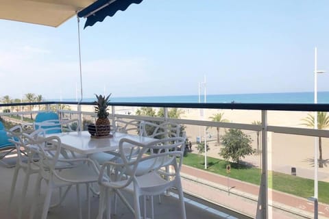 Patio, Sea view