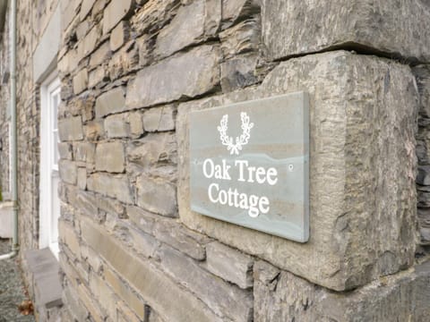 Oak Tree Cottage House in Coniston