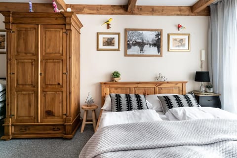 Bed, Photo of the whole room, Bedroom, hair dresser, wardrobe