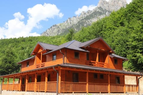 Bujtina Malaj Bed and Breakfast in Montenegro