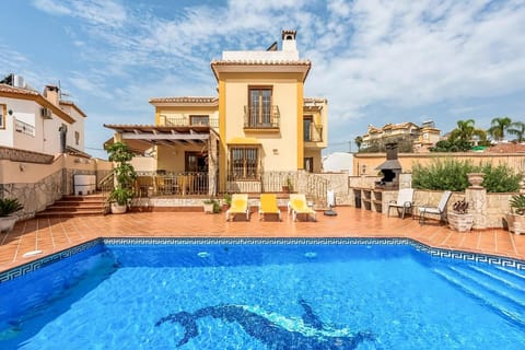 Property building, Patio, Day, View (from property/room), Balcony/Terrace, Pool view, Swimming pool, sunbed