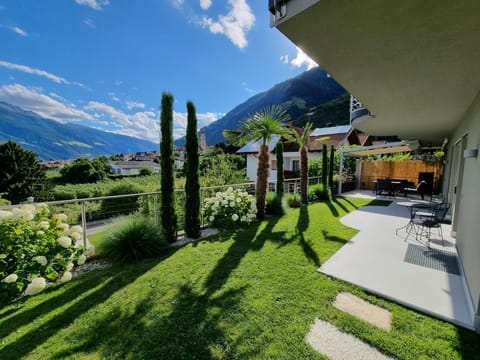 View (from property/room), Garden view