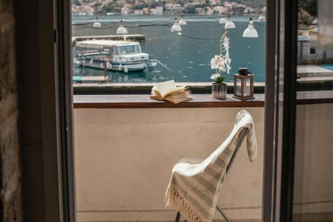 Step to Kotor bay Guesthouse Bed and Breakfast in Dobrota