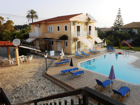 Property building, Swimming pool