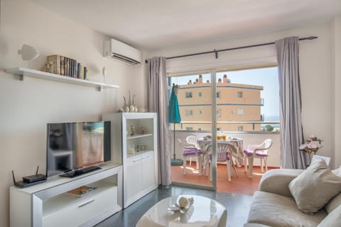 Sweet Holiday Place - Benalmadena Costa Apartment in Torremolinos