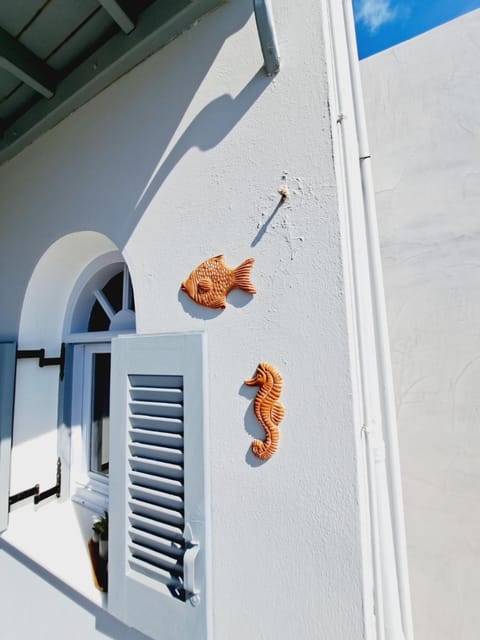 Κυκλαδίτικο σπίτι με θέα Villa Mimika Villa in Perissa