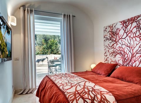 Bed, Balcony/Terrace, Photo of the whole room, Bedroom, Garden view