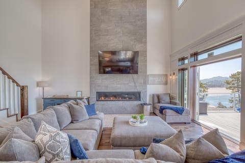 Transformation Point House in Lincoln City