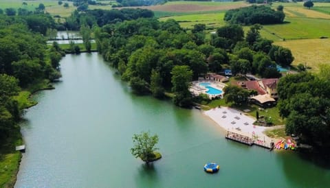 Bird's eye view, View (from property/room), Beach, Canoeing, Lake view, Swimming pool
