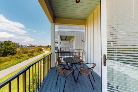 West Side Cottage #OO House in West Beach