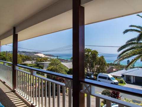 View (from property/room), Balcony/Terrace, Sea view