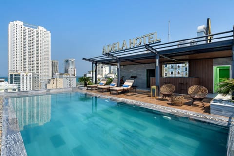 Property building, Swimming pool, Swimming pool