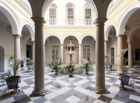 Patio, Facade/entrance, Off site