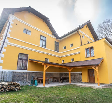 Property building, Balcony/Terrace