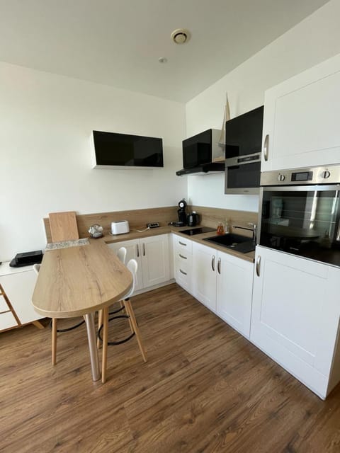 Coffee/tea facilities, pet friendly, stove, kitchen