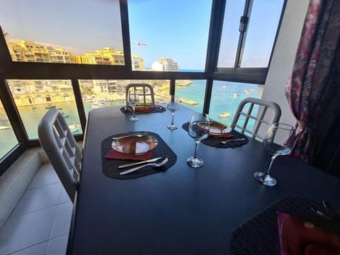 Spinola Bay Sea Front Apt 6 Apartment in Sliema